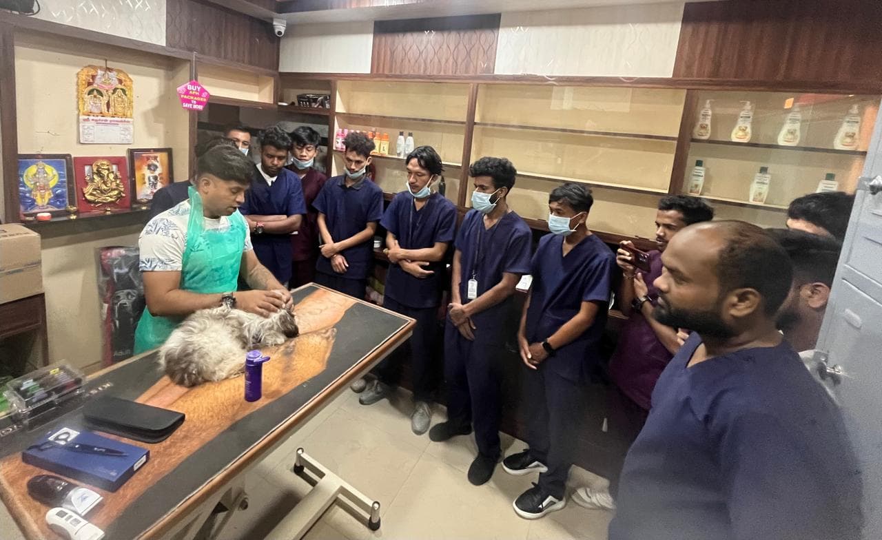 Corporate pet care training at IPPC - Prateek Bilagali Ashok upskilling veterinary clinic staff in ethical grooming and handling.